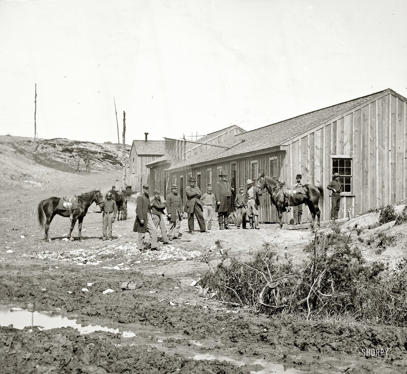 Union soldiers at a camp