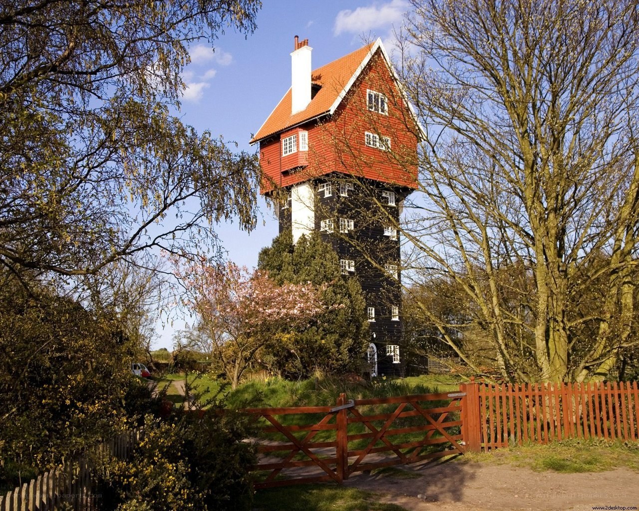 Unique red and black house tower
