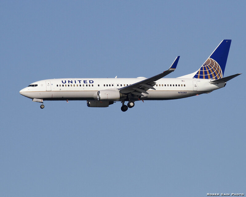United Airlines Airplane