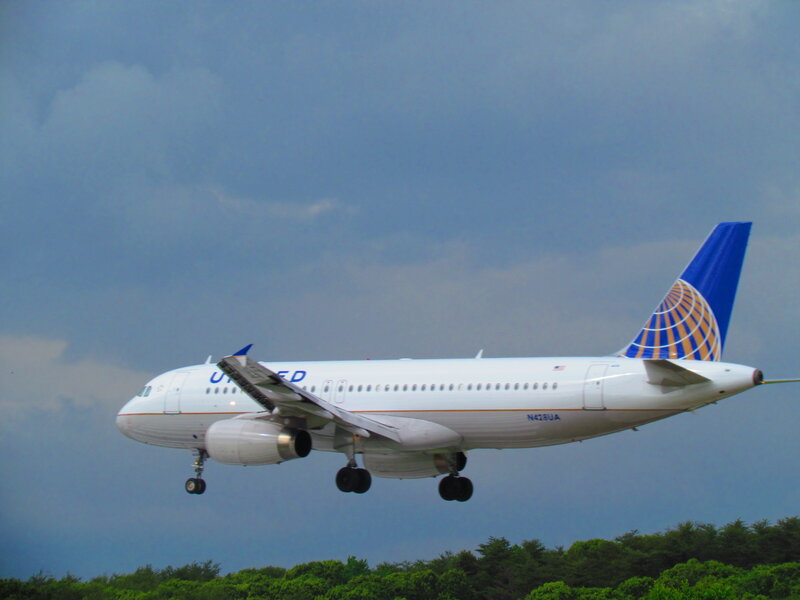 United Airlines Airplane — White