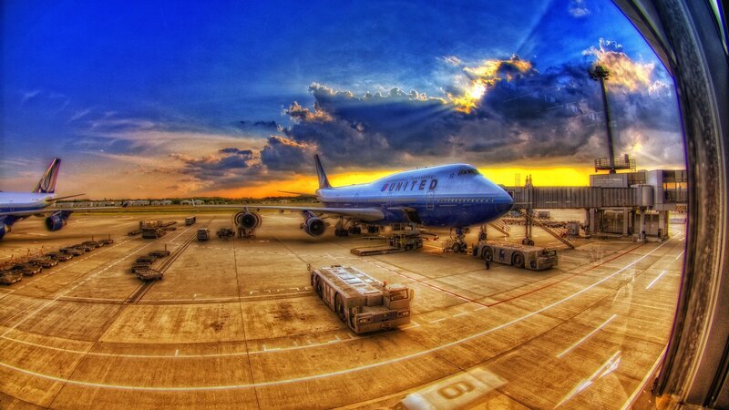 United Airlines Boeing 747 at airport