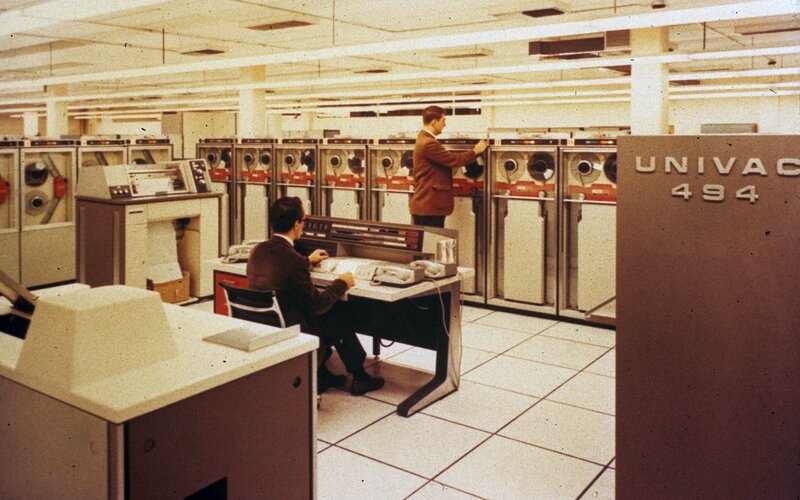 Univac 494 computer room