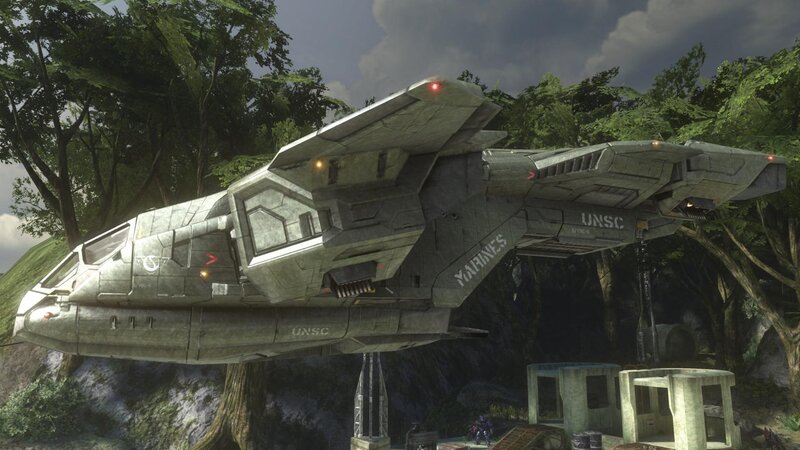 UNSC Pelican dropship in jungle