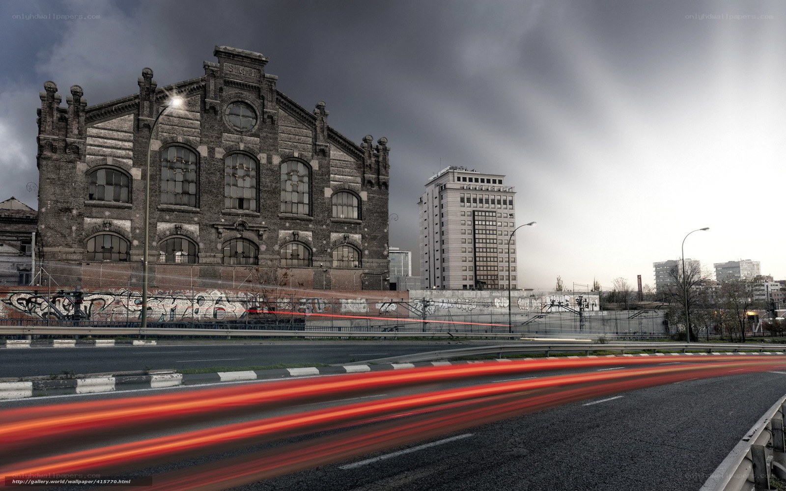 Urban scene with light trails