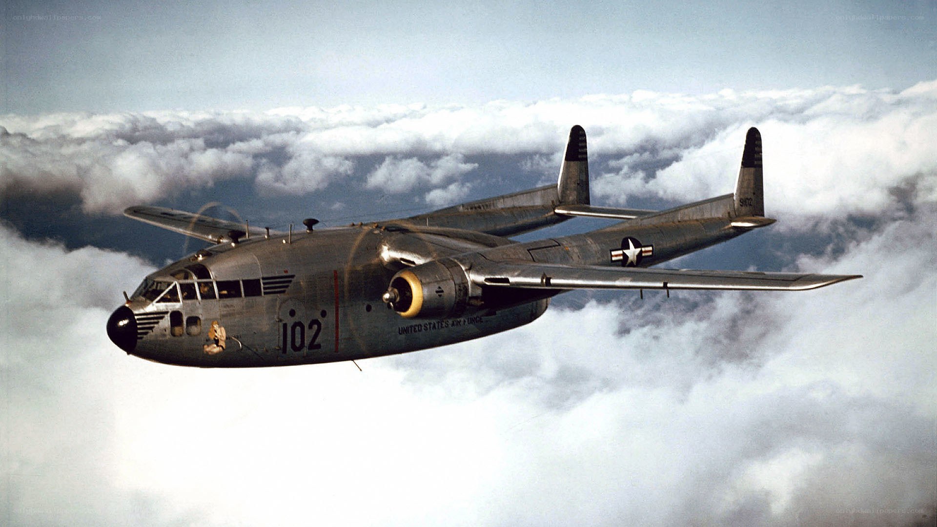 US Air Force aircraft in flight