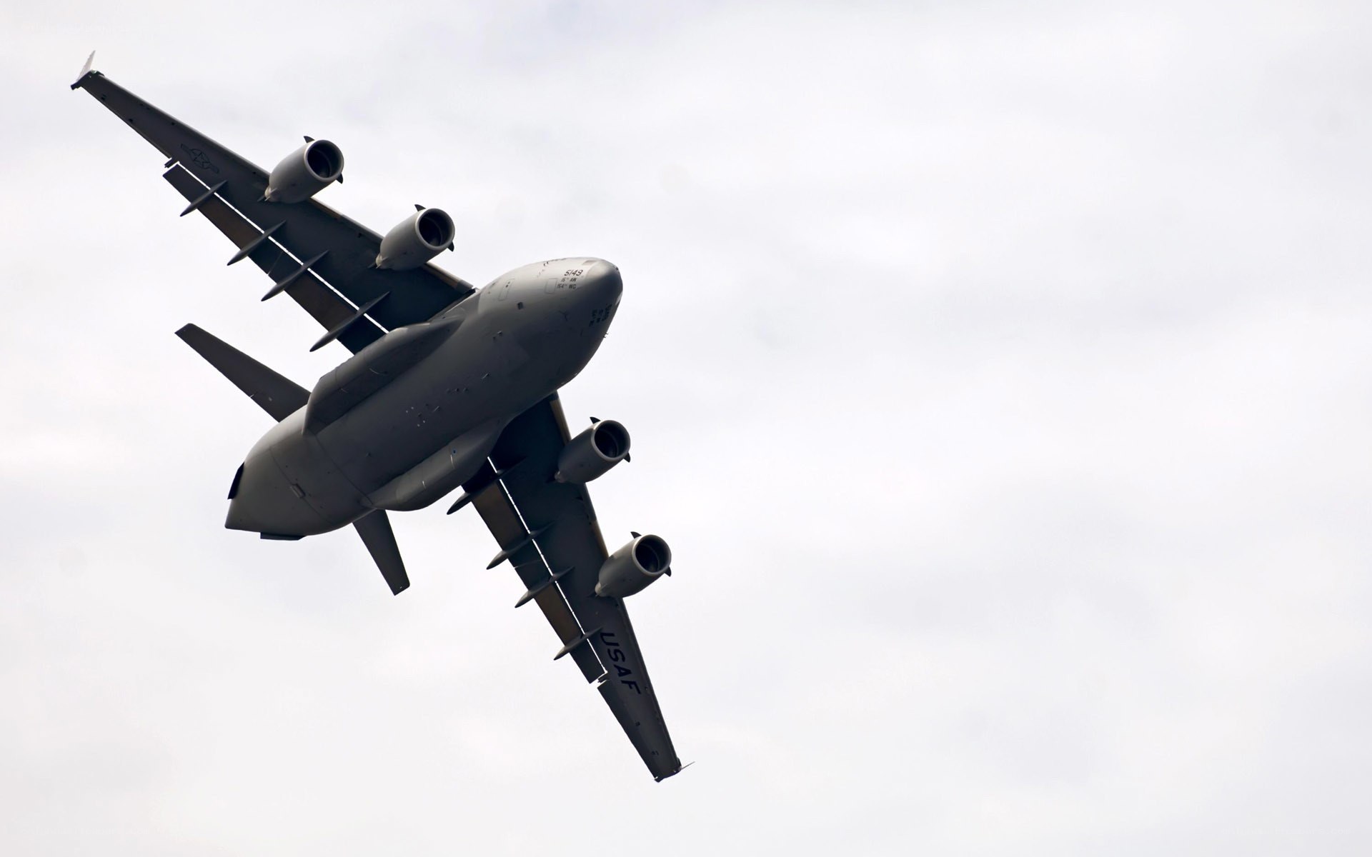 US Air Force cargo plane in flight