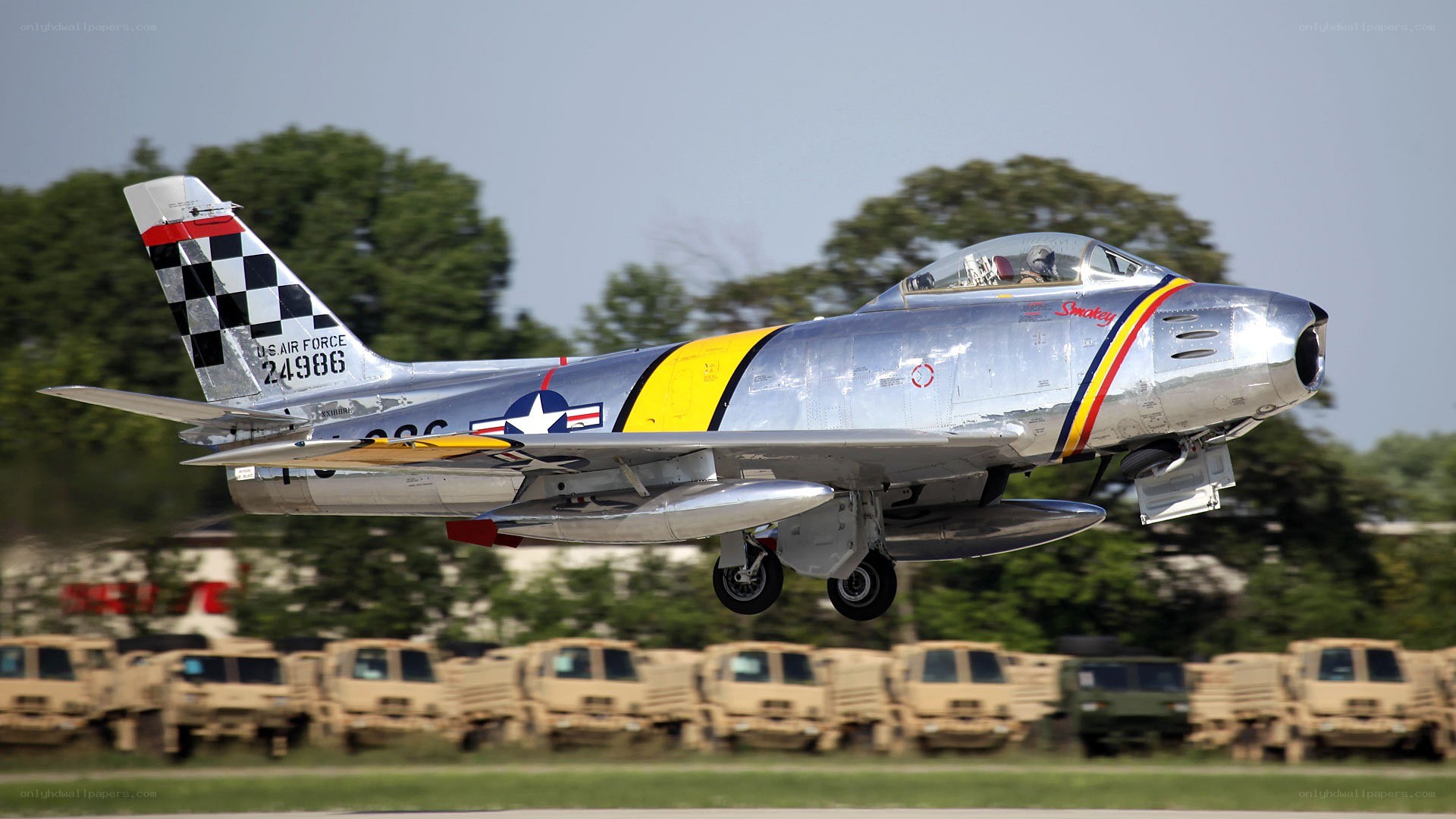 US Air Force jet in flight