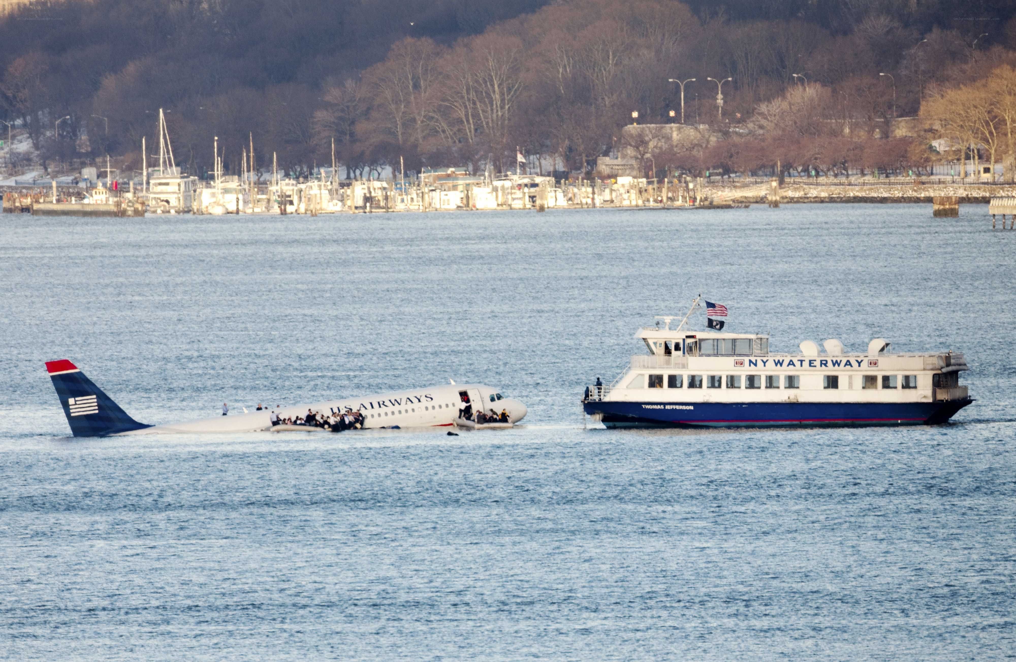 US Airways plane on water
