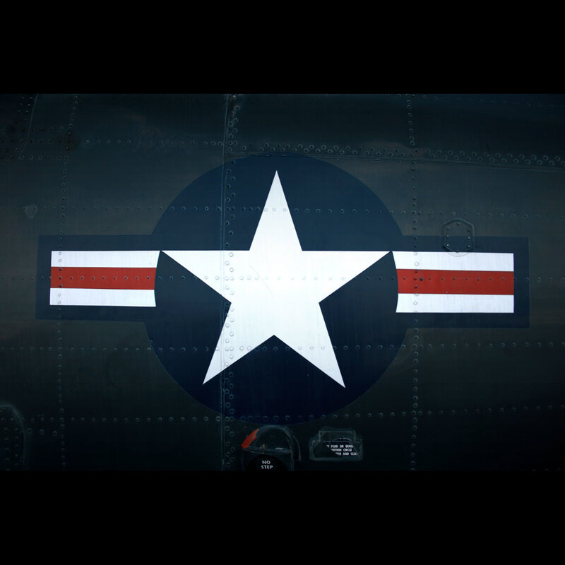 US military aircraft insignia
