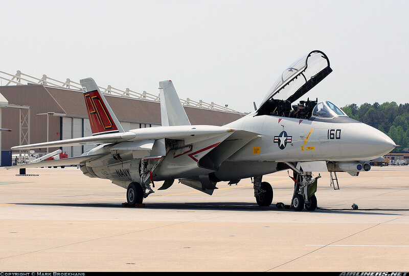 US Navy F-14 Tomcat on tarmac