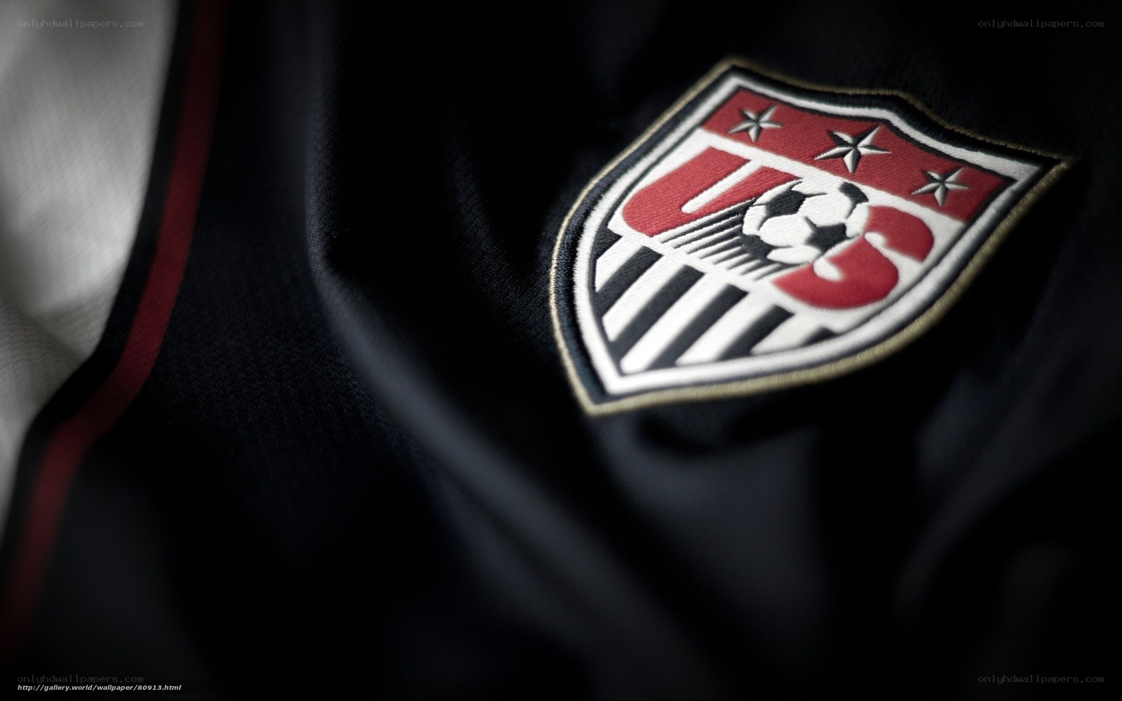 US Soccer crest on jersey