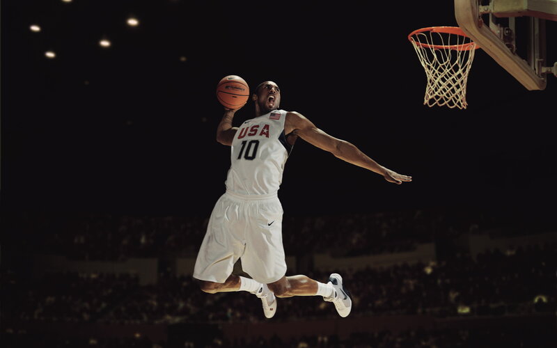 USA basketball player dunking