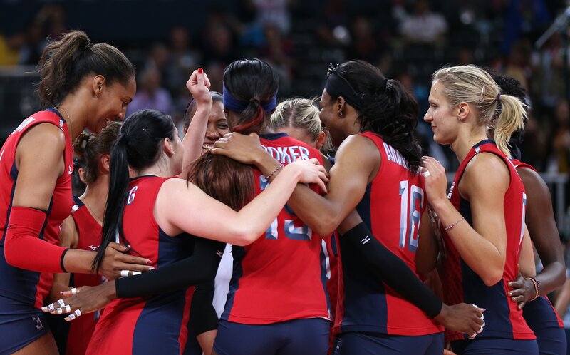 USA women's volleyball team huddle