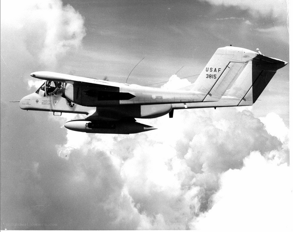 USAF aircraft in flight