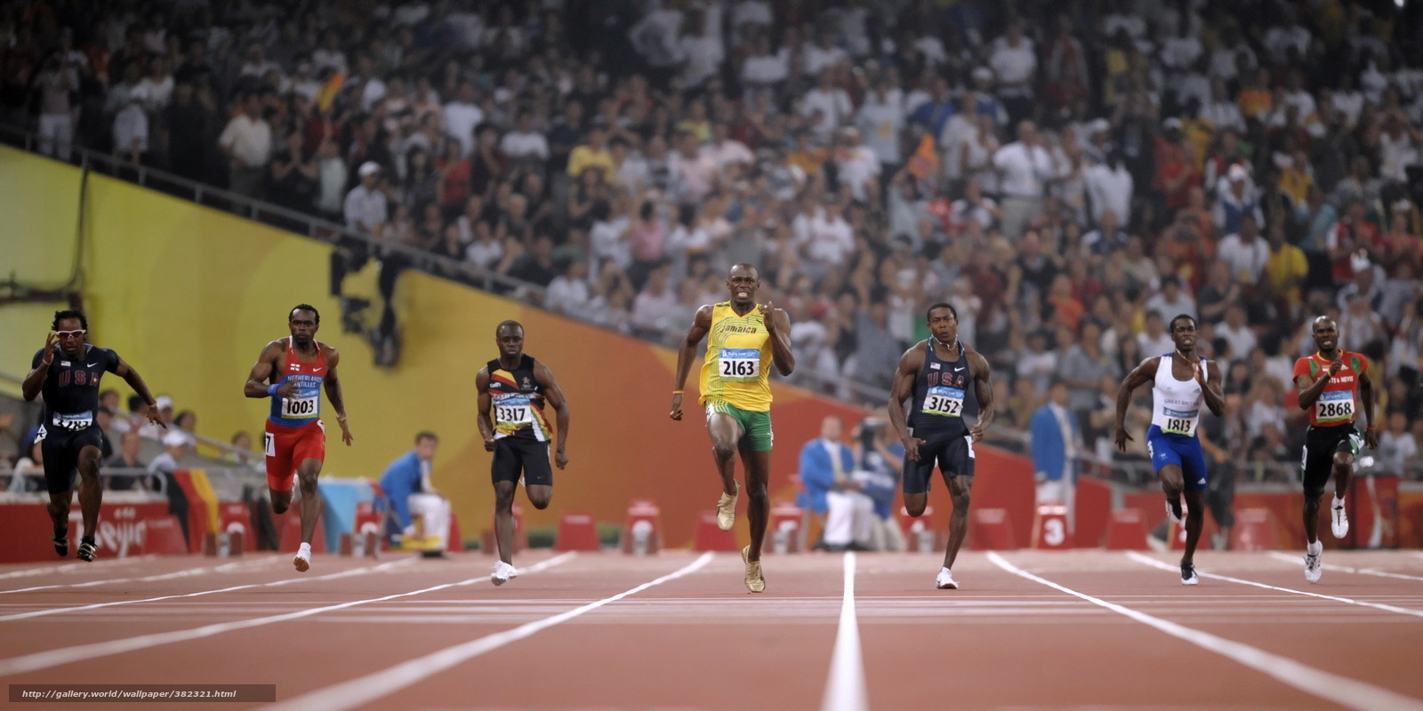 Usain Bolt wins 100m final