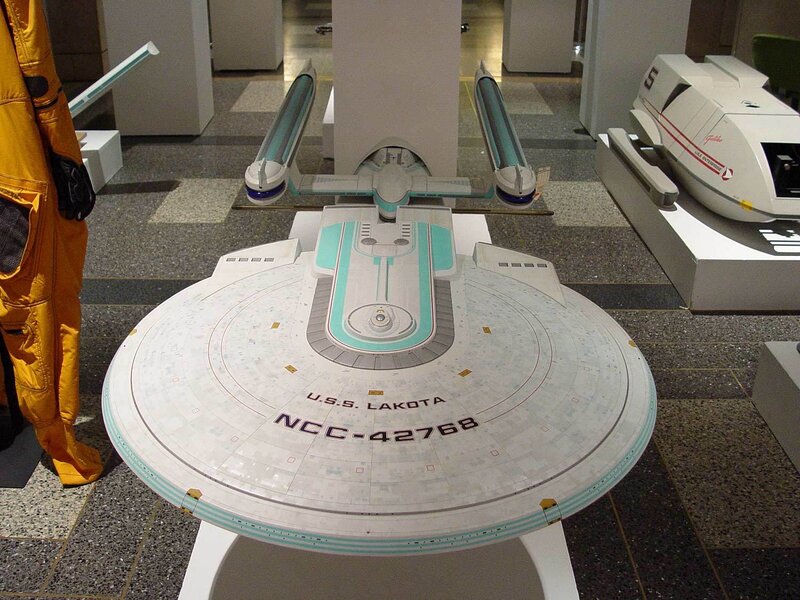 USS Lakota starship model
