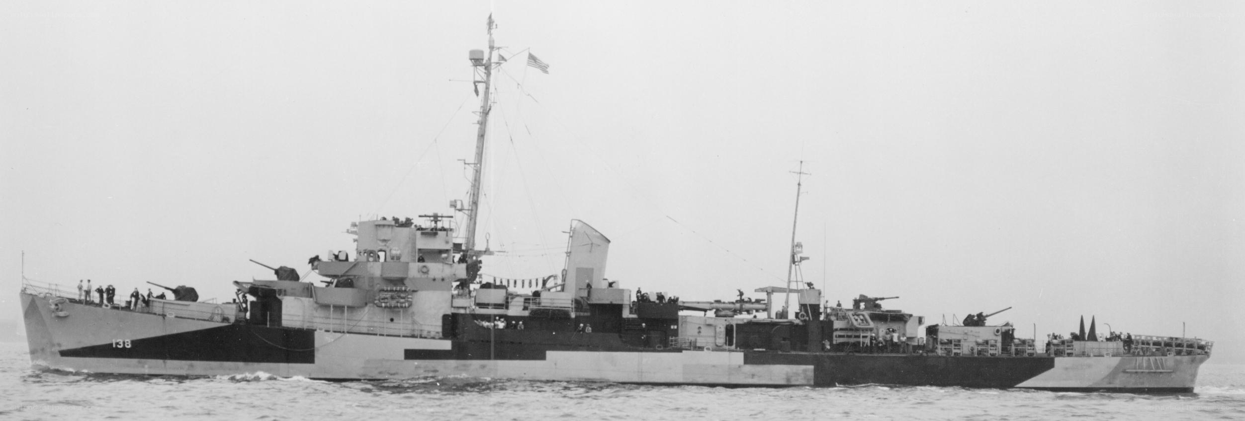 USS Luce (DD-528) at sea