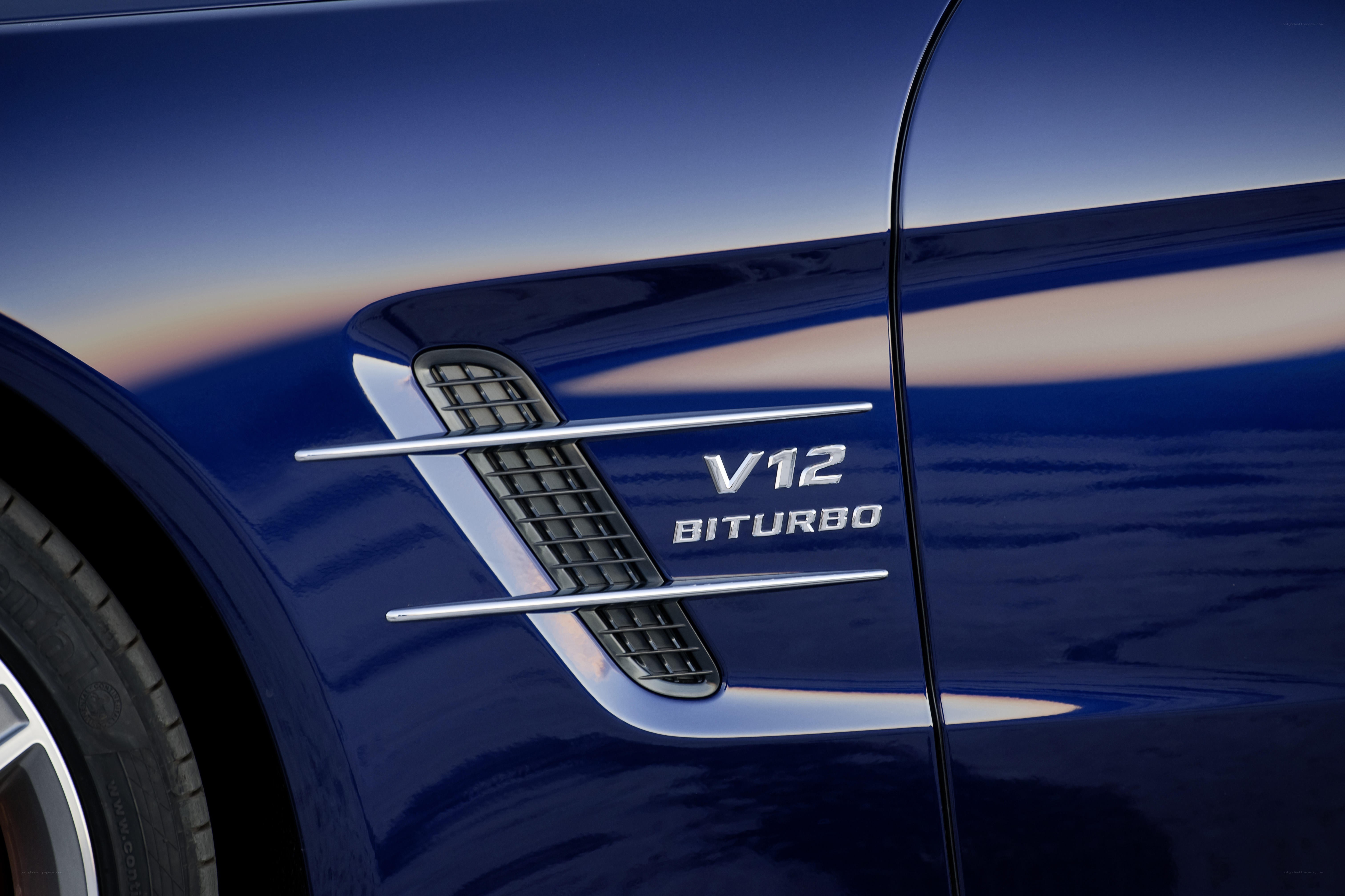 V12 Biturbo car badge