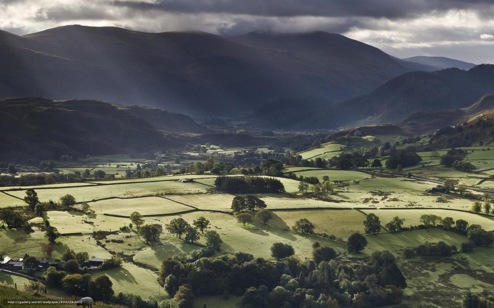 valley landscape with mountains