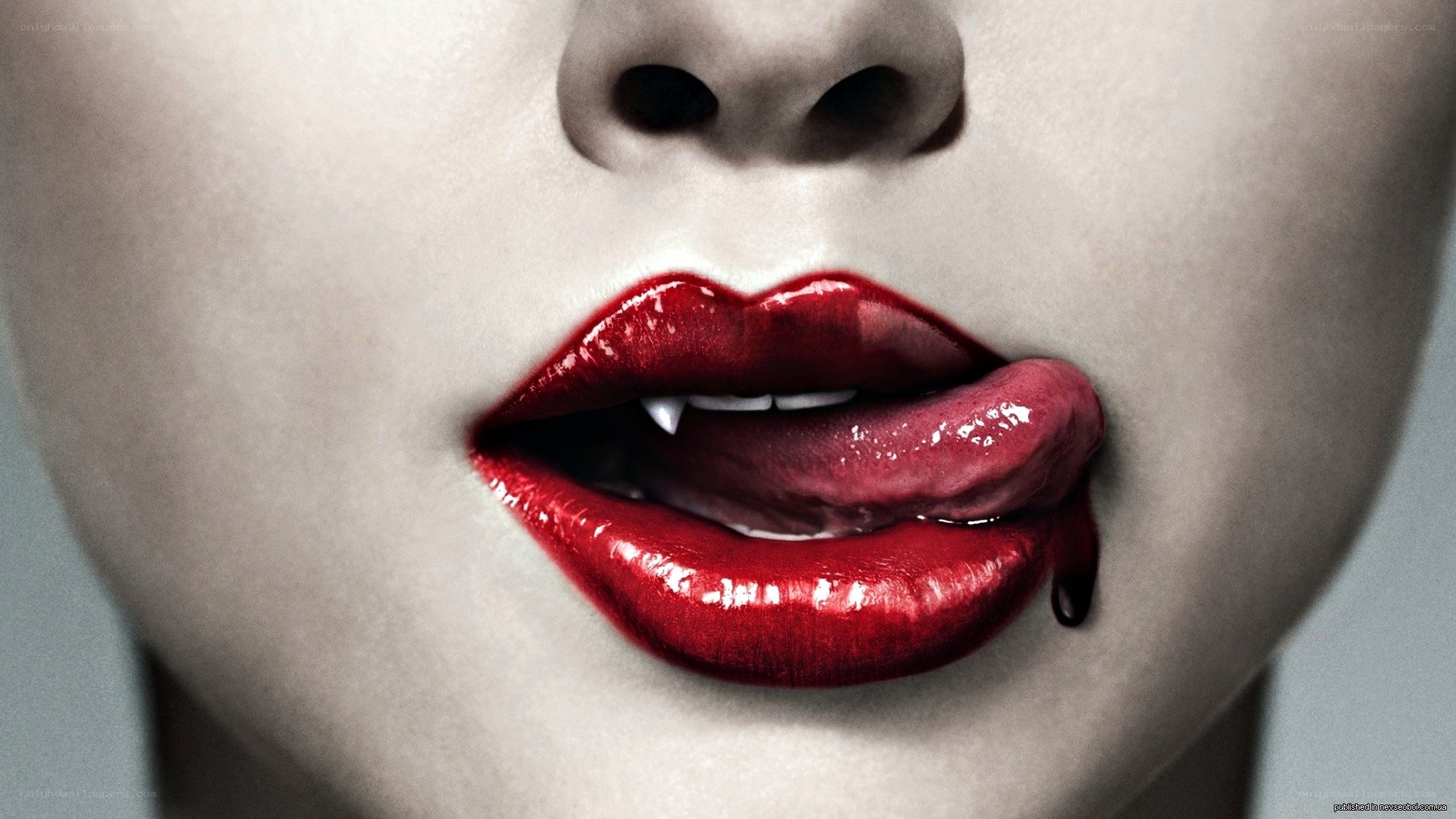 vampire lips with fangs