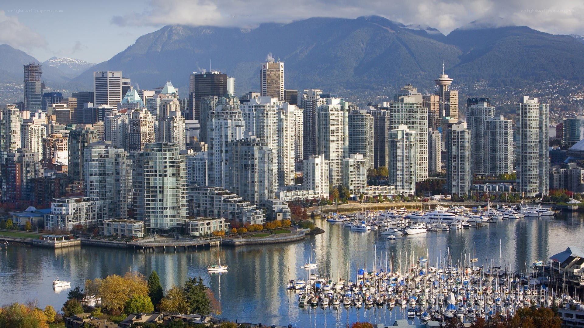 Vancouver skyline with mountains