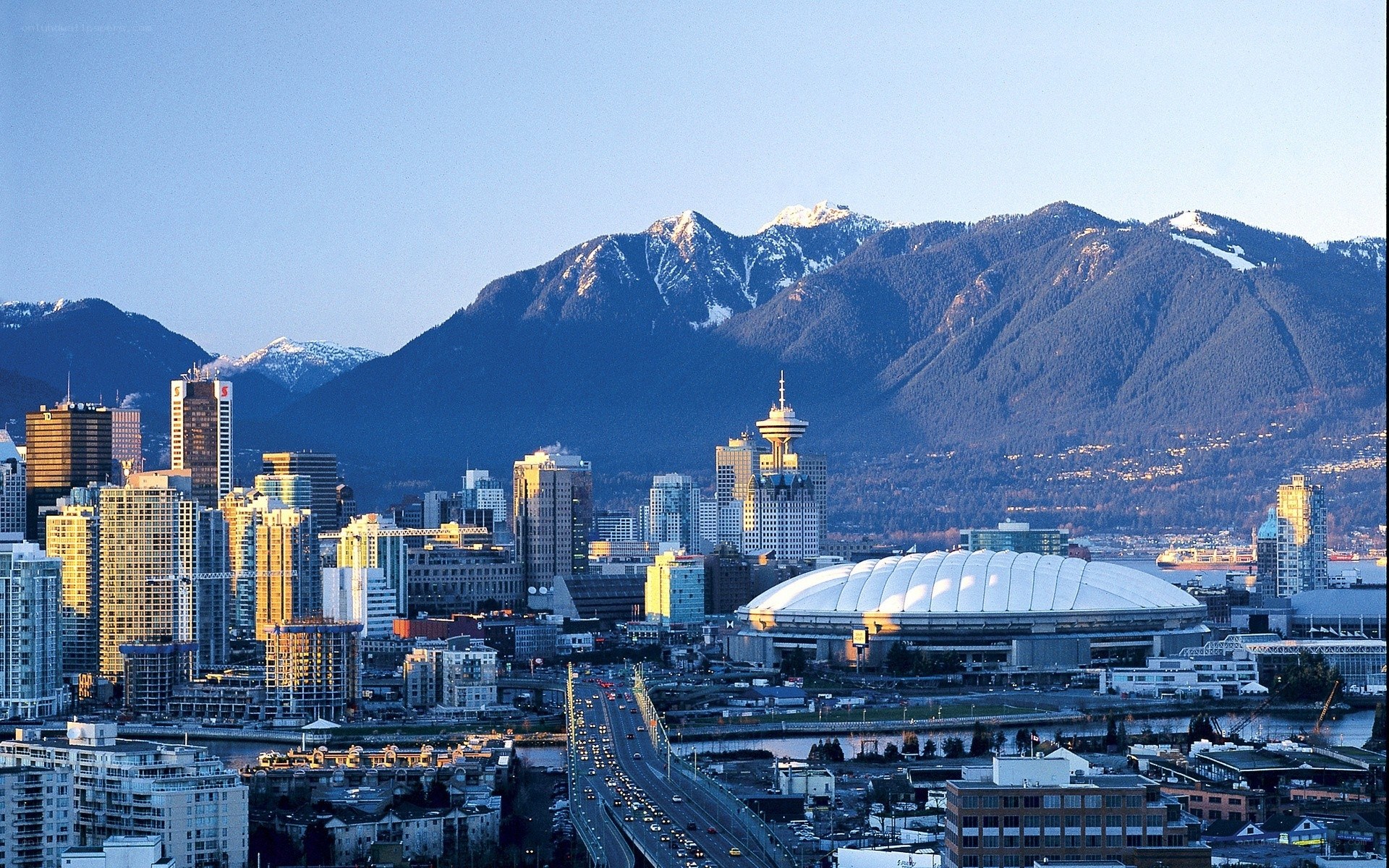 Vancouver skyline with mountains