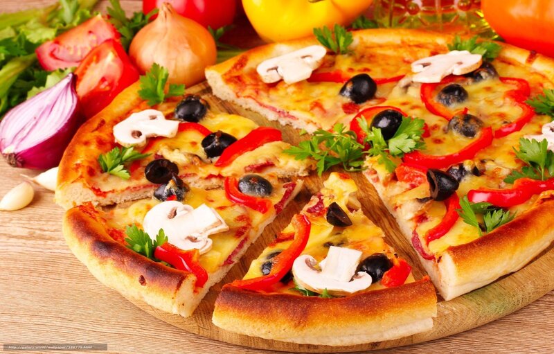 Vegetable Pizza on Wood — Yellow, Appetizing
