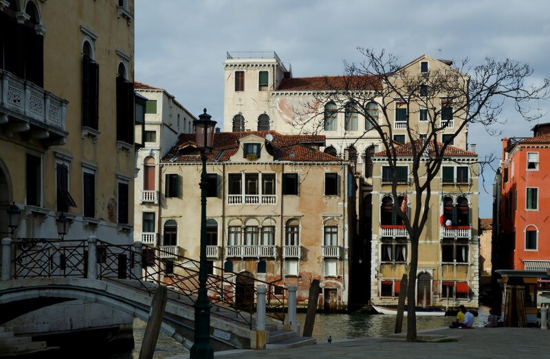 Venetian Canal Scene — Beige, Serene