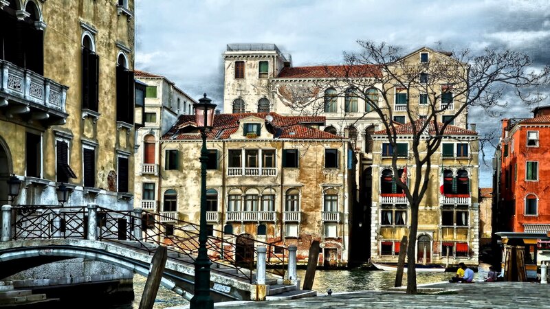 Venetian Canal Scene — Beige