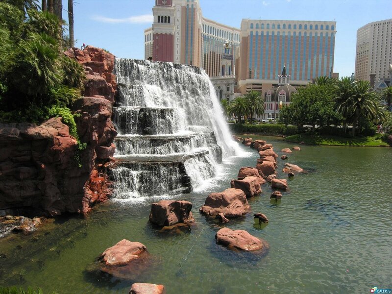Venetian Las Vegas waterfall