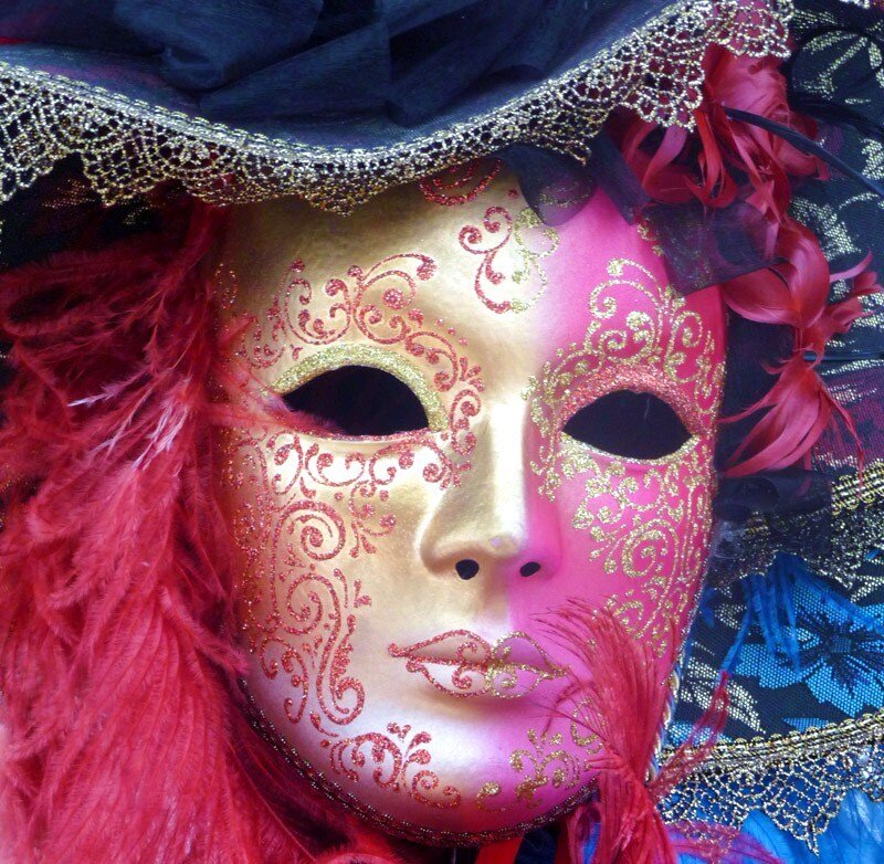 venetian mask with feathers