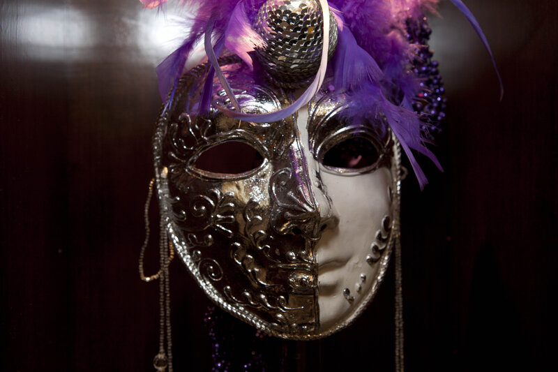 Venetian Mask with Feathers — Purple