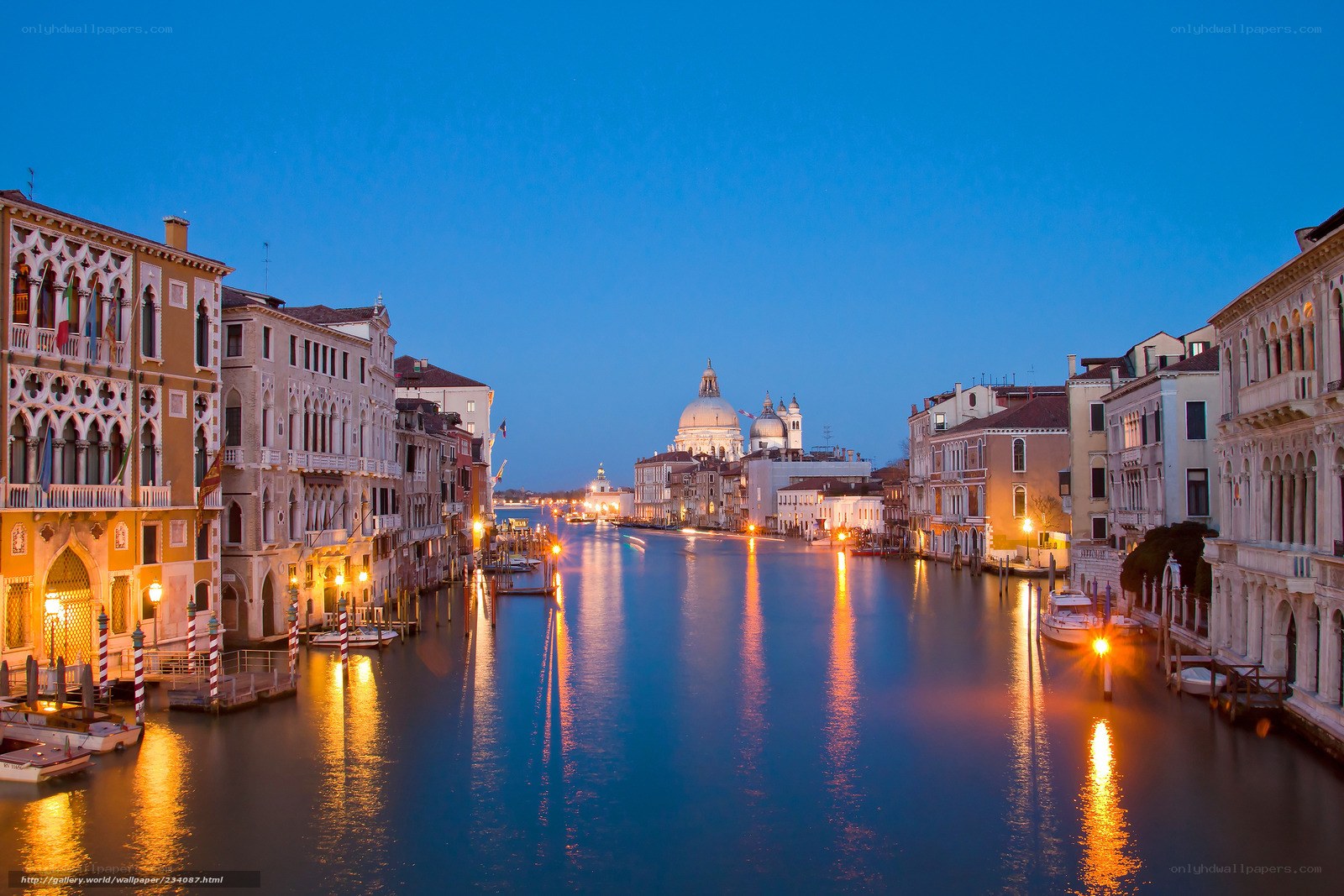 Venice canal at dusk