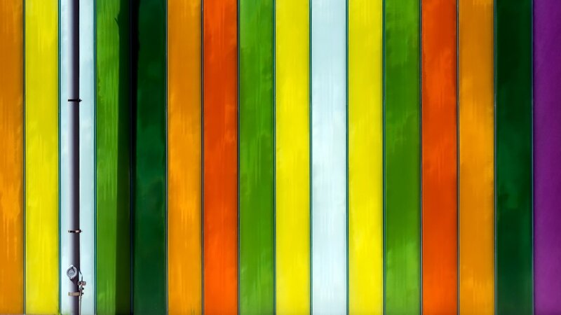 Vertical Colored Stripes — Yellow