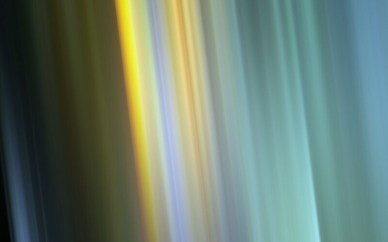 Vertical Light Streaks — Yellow, Calm