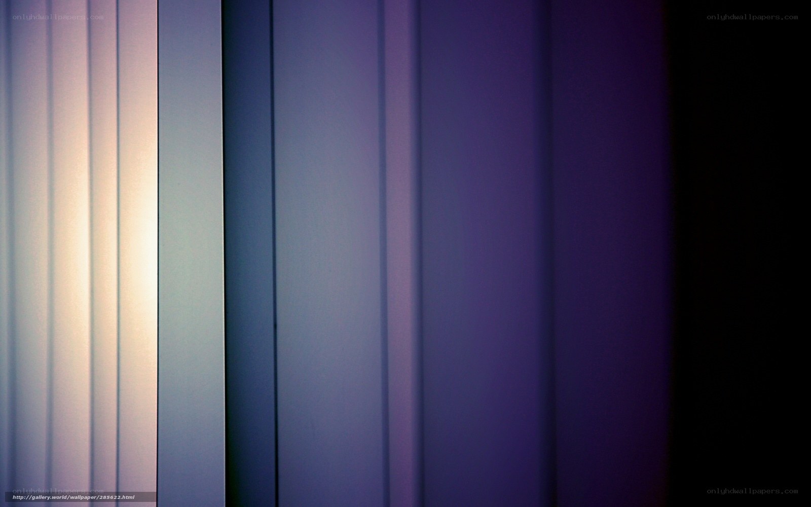 vertical light stripes