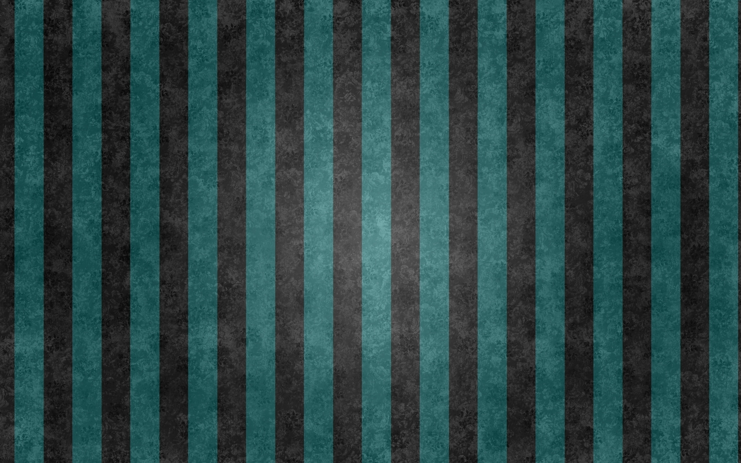 vertical striped pattern