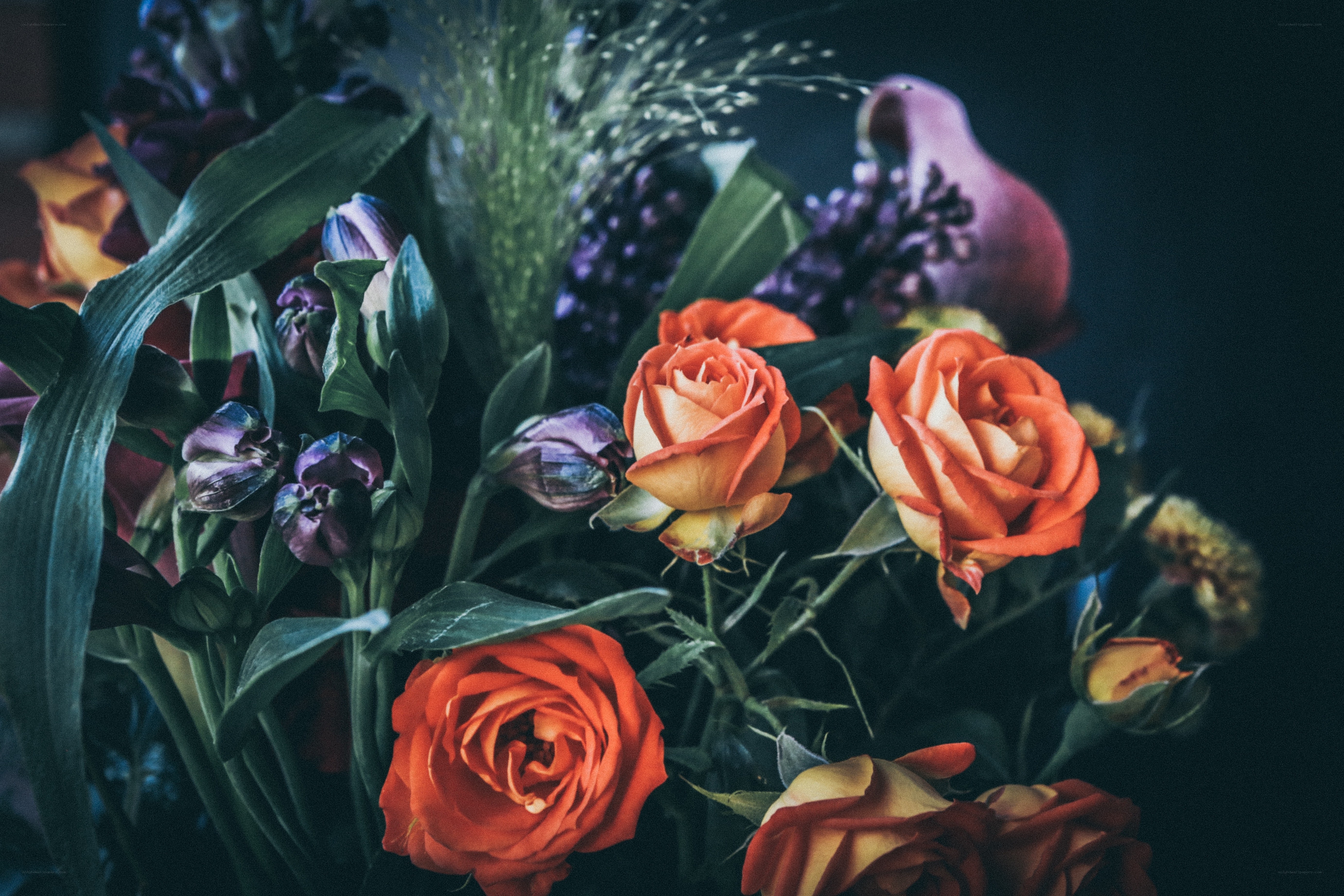 vibrant rose bouquet