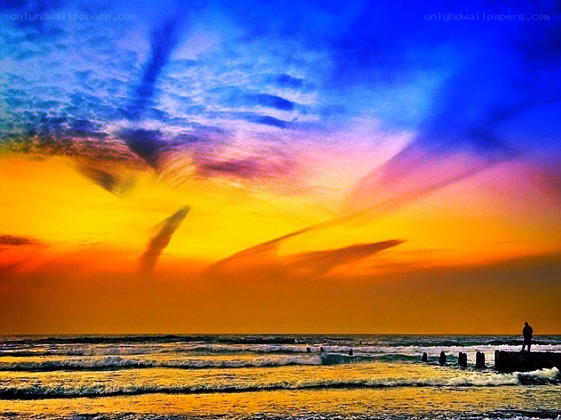 Vibrant sunset over the ocean