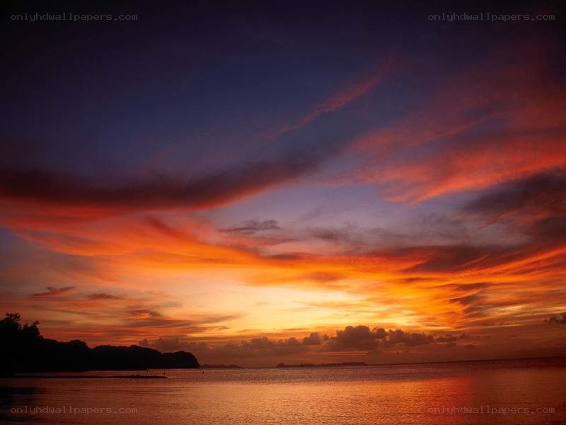 Vibrant sunset over the ocean