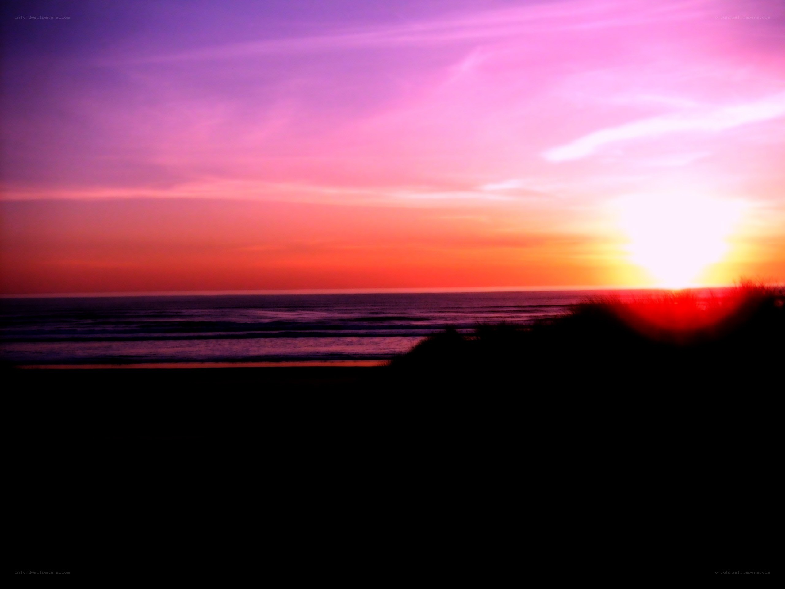 Vibrant sunset over the ocean