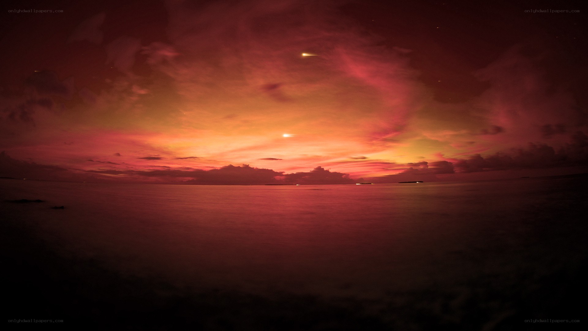 Vibrant sunset over the ocean