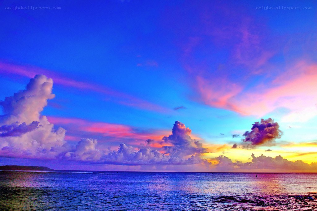 Vibrant sunset over the ocean