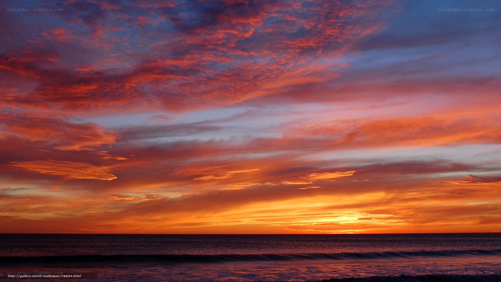 Vibrant sunset over the ocean