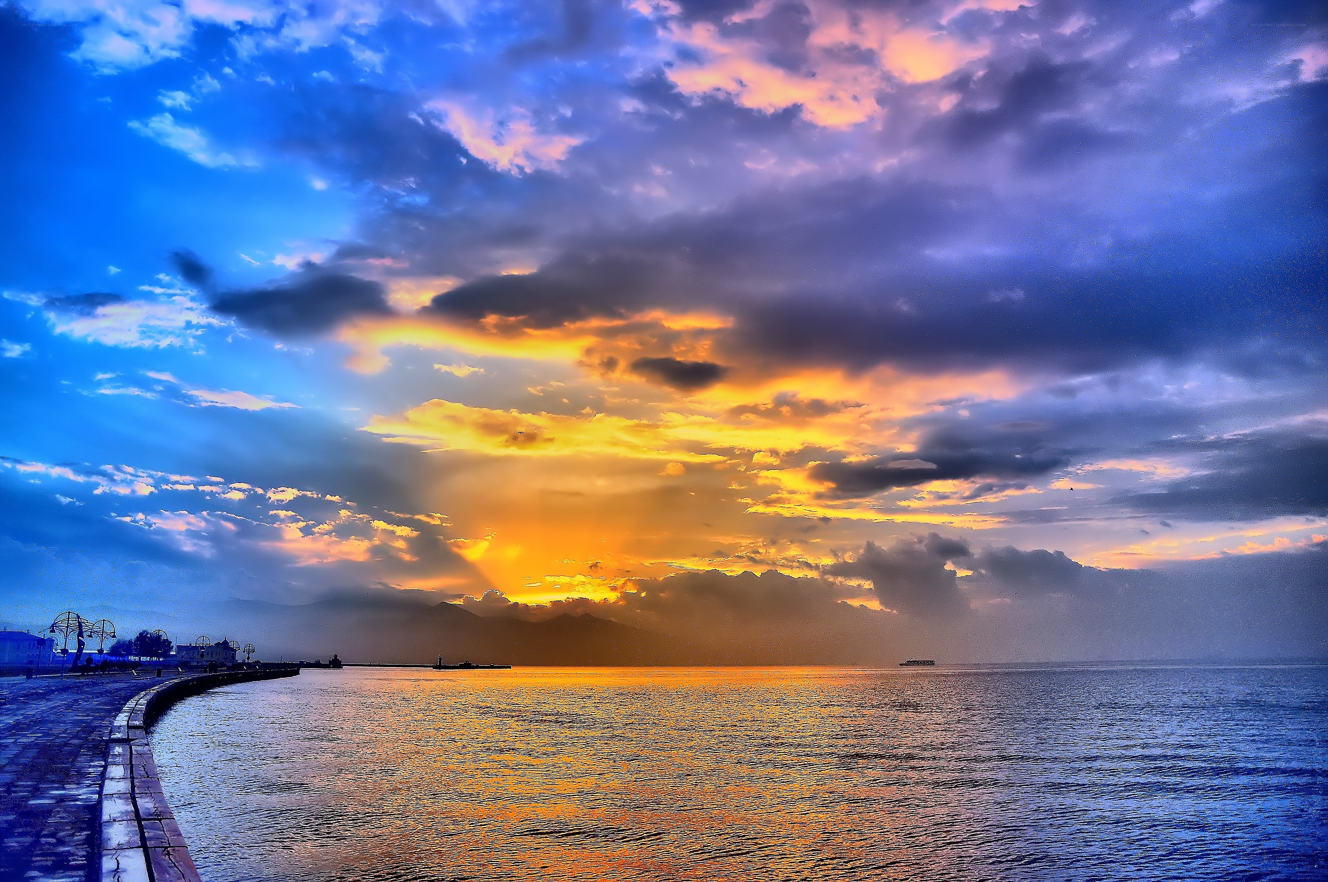 Vibrant sunset over the sea