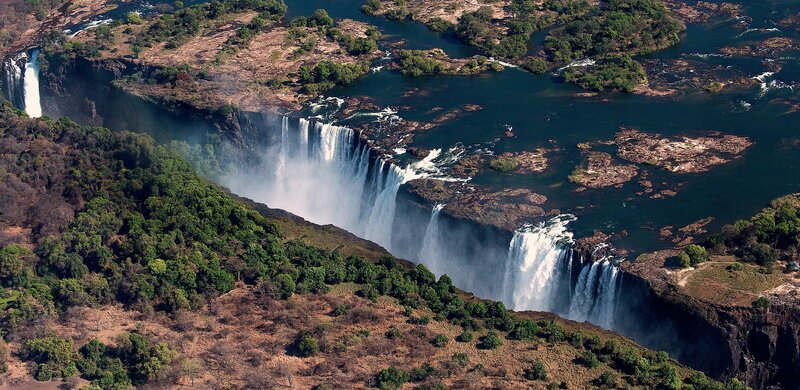 Victoria Falls Waterfall — Green, Dramatic, Afternoon, Photograph, River, Cliff