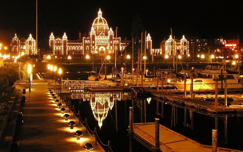 Victoria harbor at night