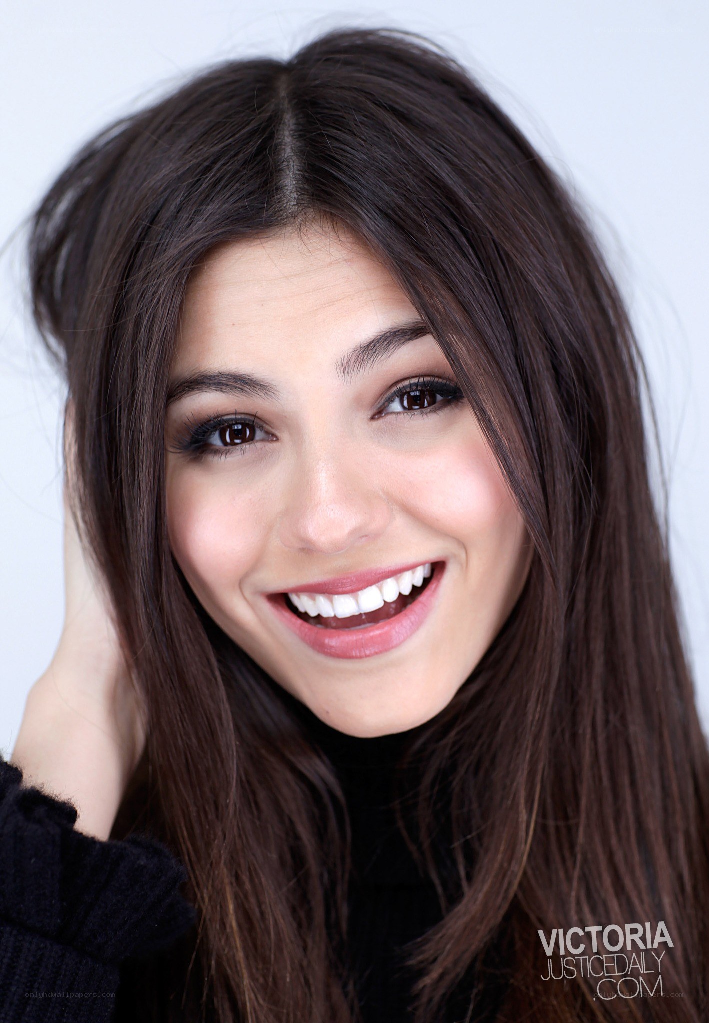 Victoria Justice smiling portrait