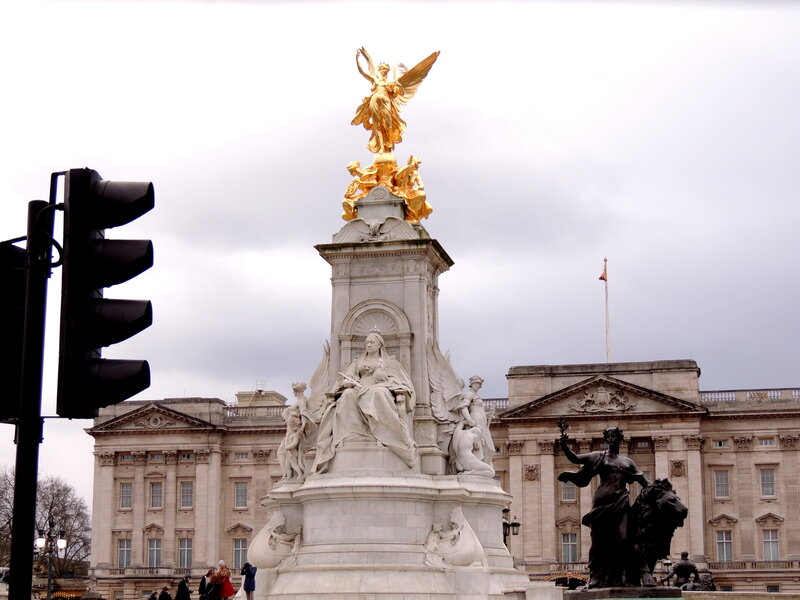 Victoria Memorial Statue — White