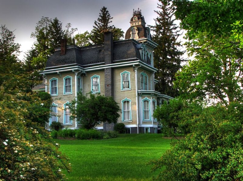 Victorian House in Garden — Green, Dramatic